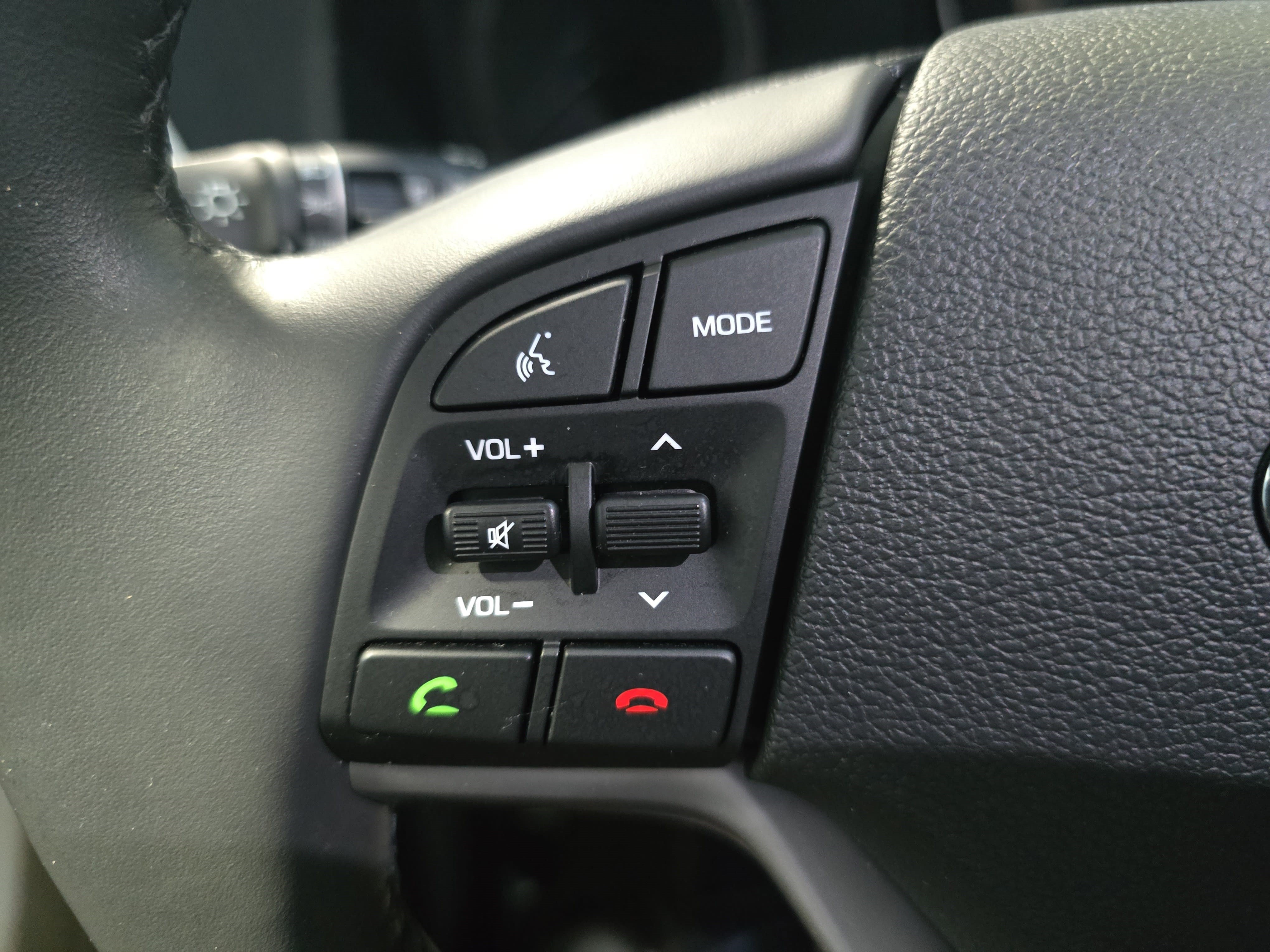 Used 2018 Hyundai Tucson Limited w/ Ultimate Package 02 FWD image 16