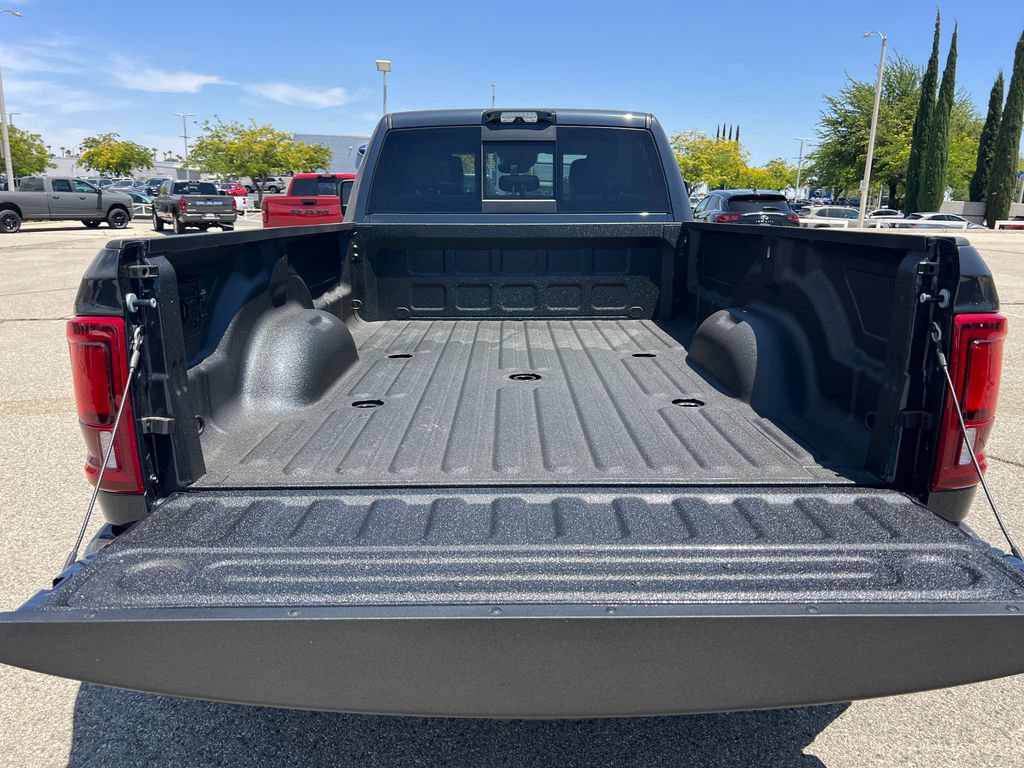 New 2026 RAM 3500 Laramie AWD/4WD image 20