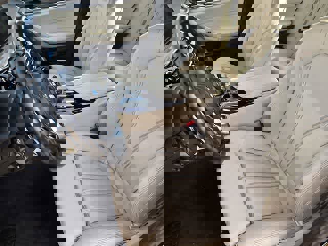 Used 2018 BMW 530i image 11