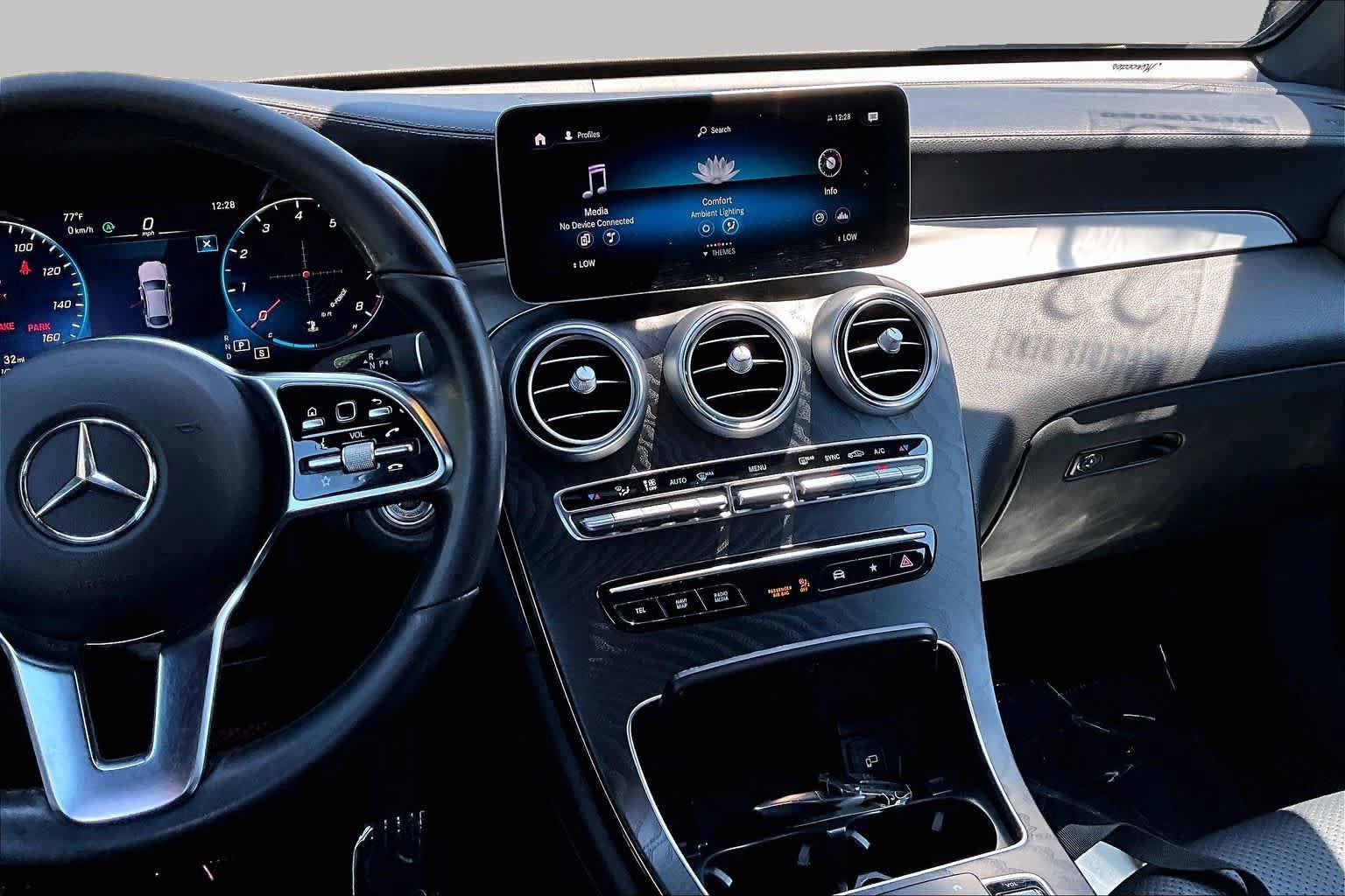 Used 2023 Mercedes-Benz GLC 300 4MATIC Coupe image 7