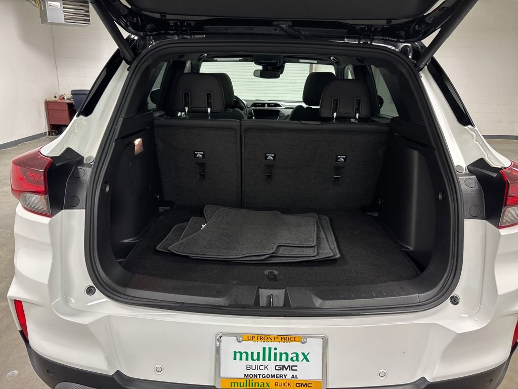 Certified 2022 Chevrolet TrailBlazer RS w/ Sun and Liftgate Package image 18