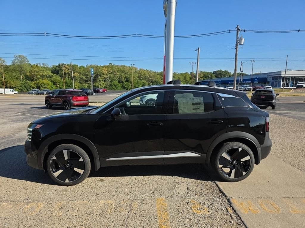 New 2026 Nissan Kicks SR w/ SR Premium Package AWD/4WD image 8