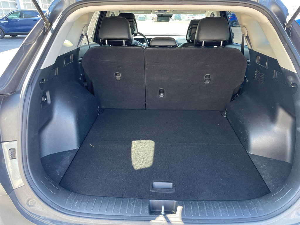 Used 2023 Kia Sportage EX FWD image 9