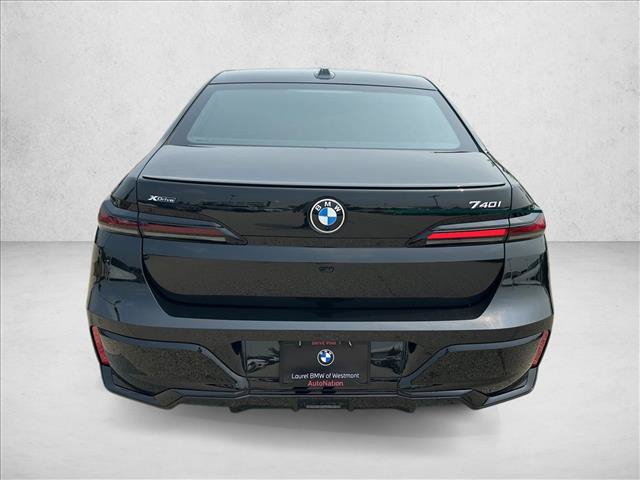 Used 2026 BMW 740i xDrive w/ Premium Package AWD/4WD image 6