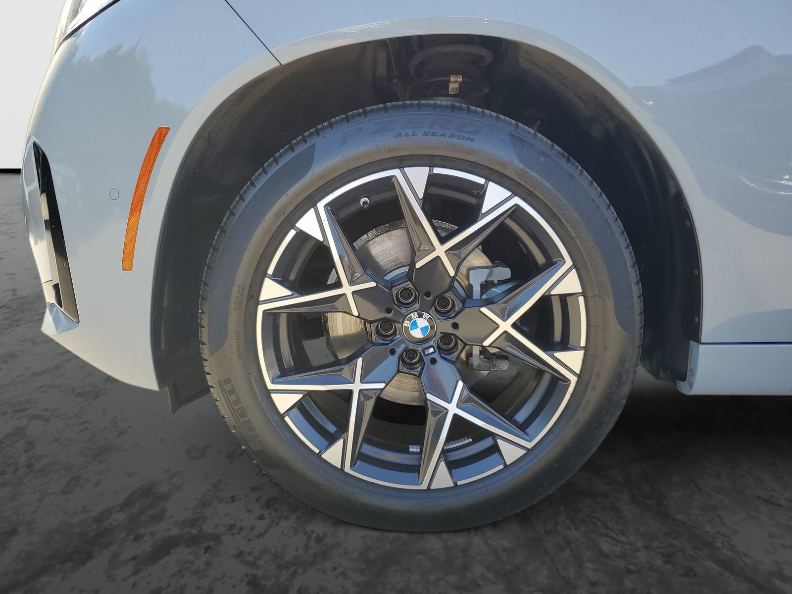 Used 2025 BMW X3 xDrive30i w/ Premium Package image 6