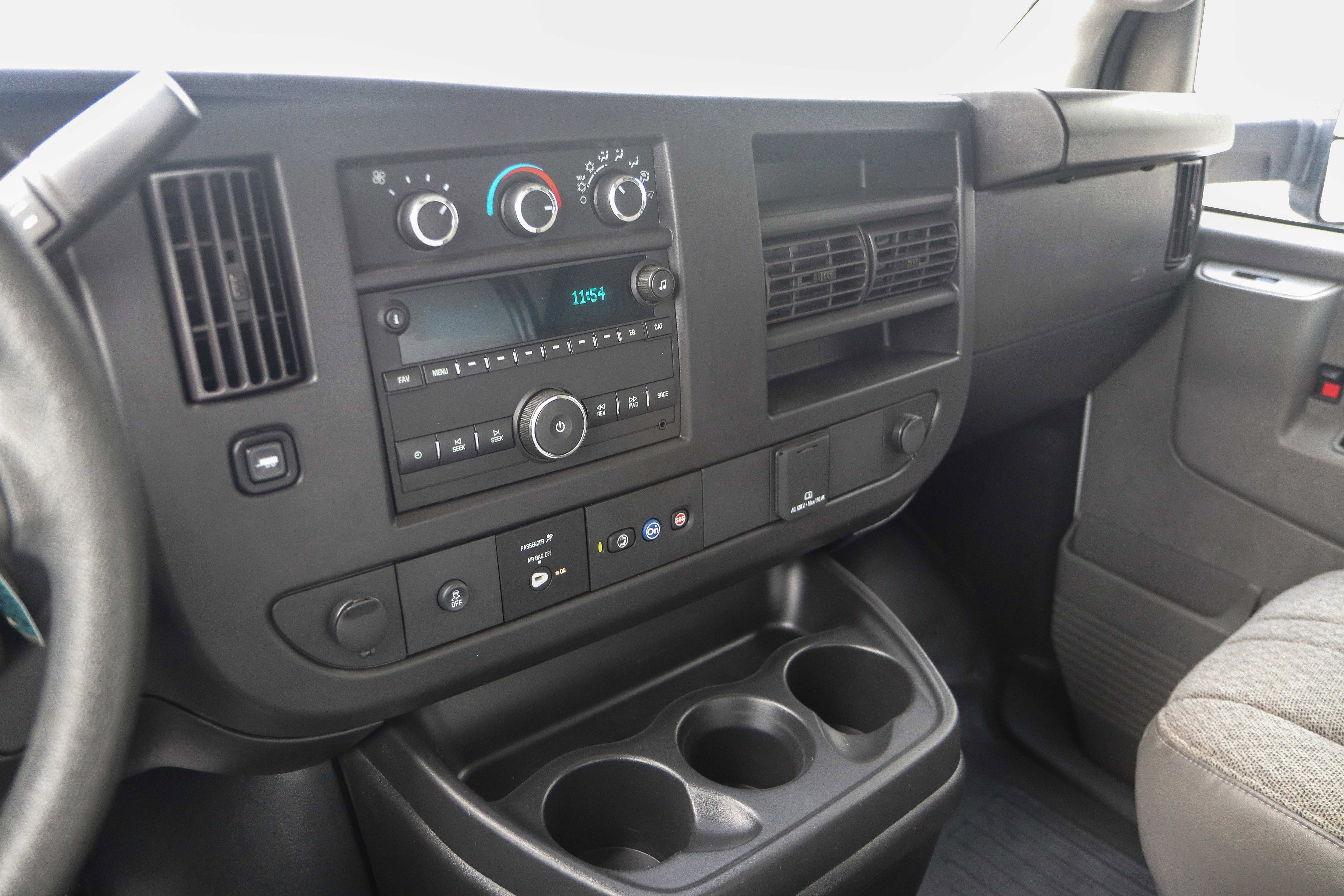 Used 2024 Chevrolet Express 3500 w/ Power Convenience Package RWD image 14