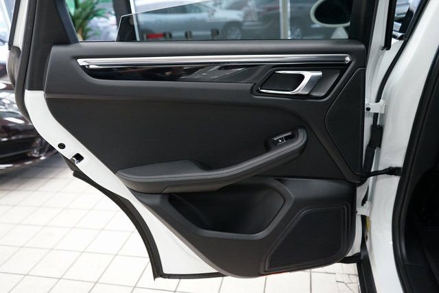 Used 2017 Porsche Macan S image 50