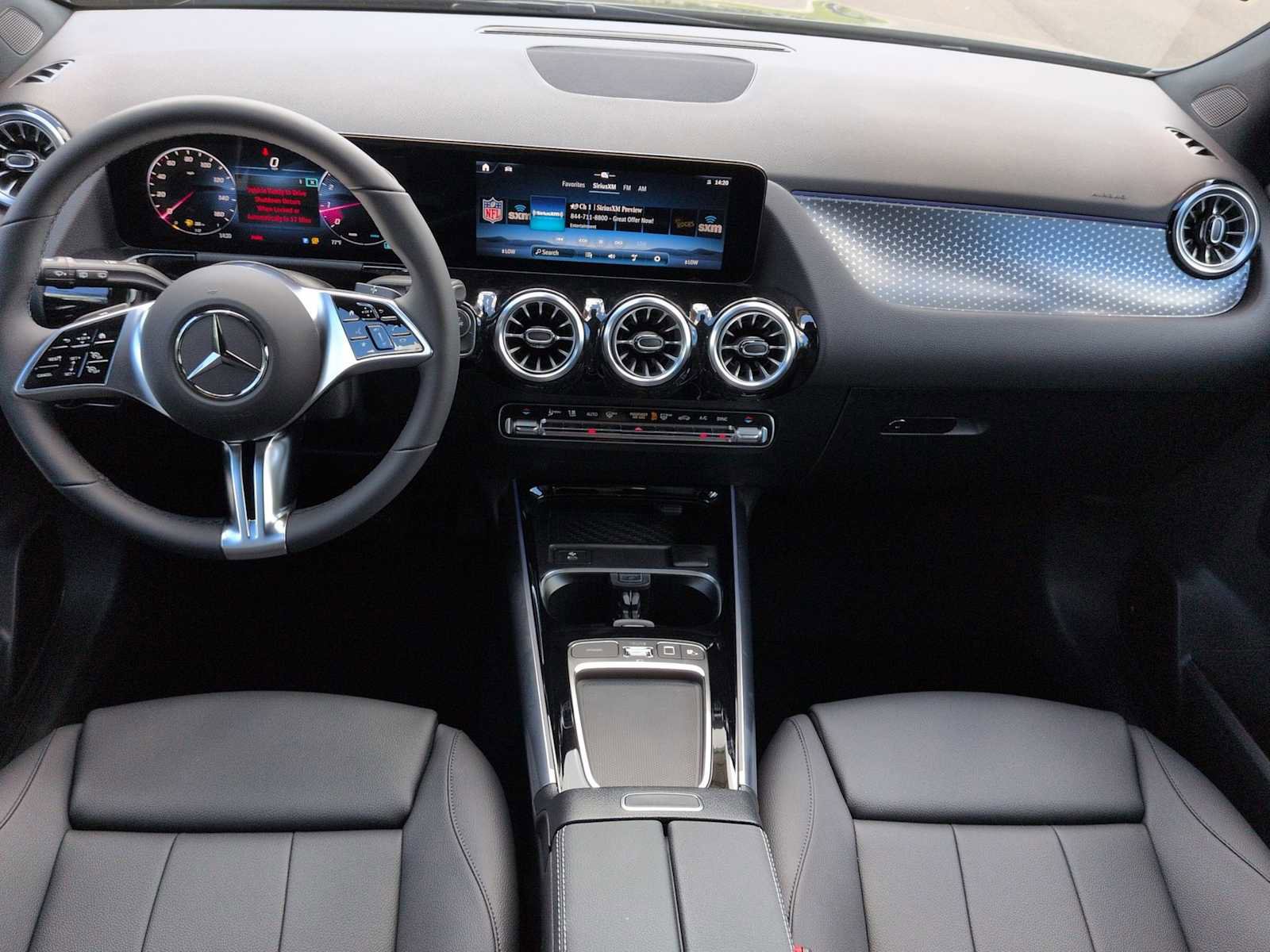 Used 2026 Mercedes-Benz GLA 250 4MATIC image 15