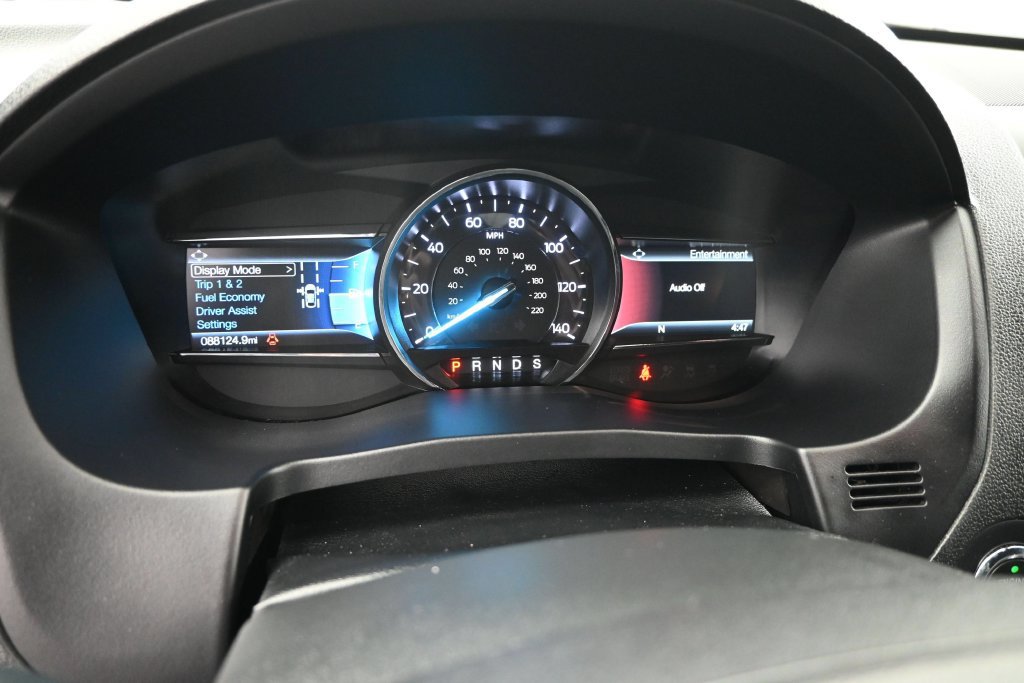 Certified 2018 Ford Explorer Limited w/ Equipment Group 301A AWD/4WD image 3