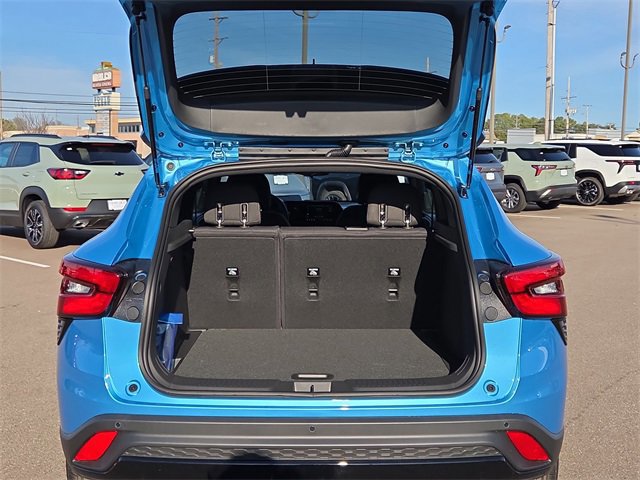 New 2026 Chevrolet Trax RS w/ Sunroof Package image 13