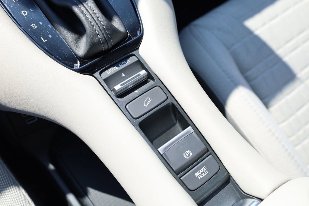 New 2026 Honda HR-V LX image 24