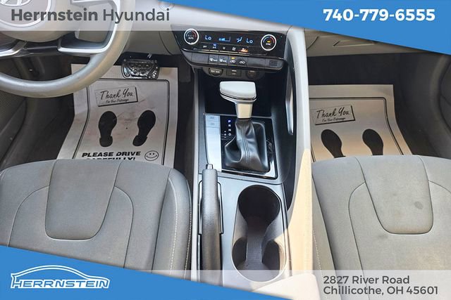 Used 2023 Hyundai Elantra SEL FWD image 13