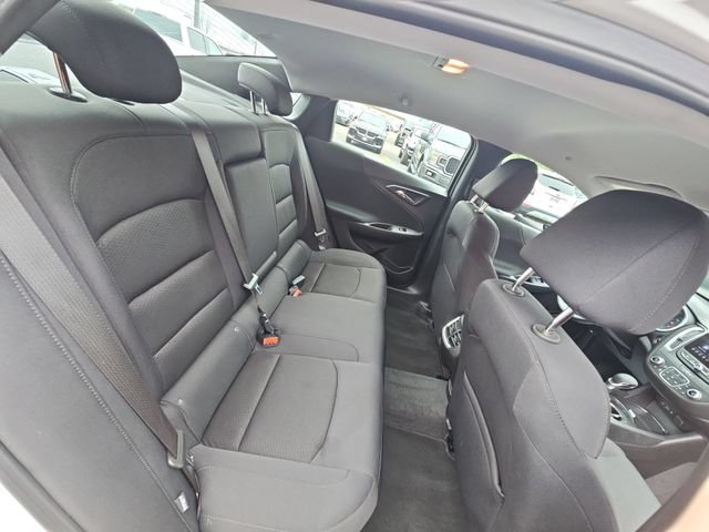 Used 2025 Chevrolet Malibu LT FWD image 30