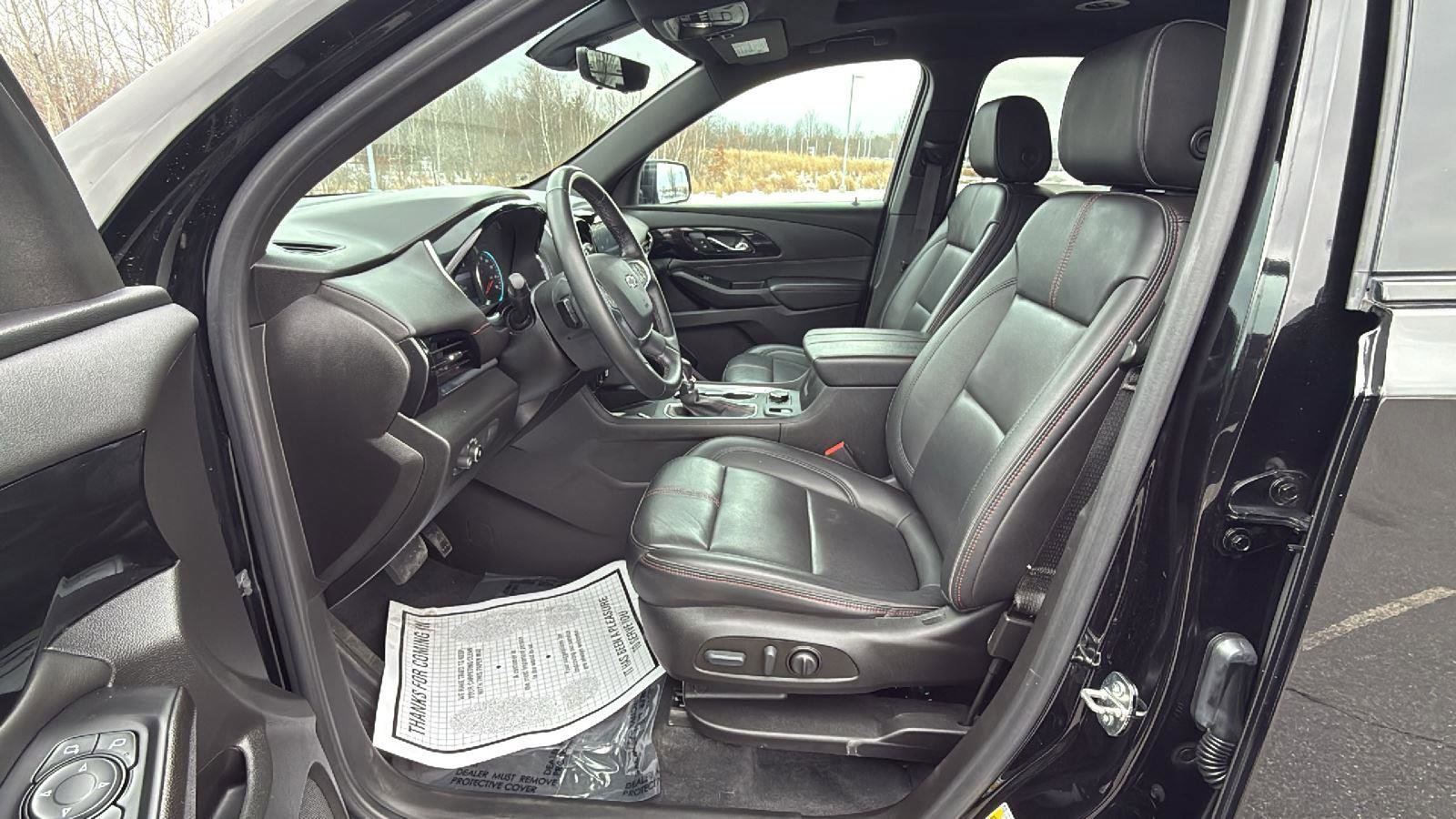 Used 2023 Chevrolet Traverse RS w/ LPO, Cargo Package image 27