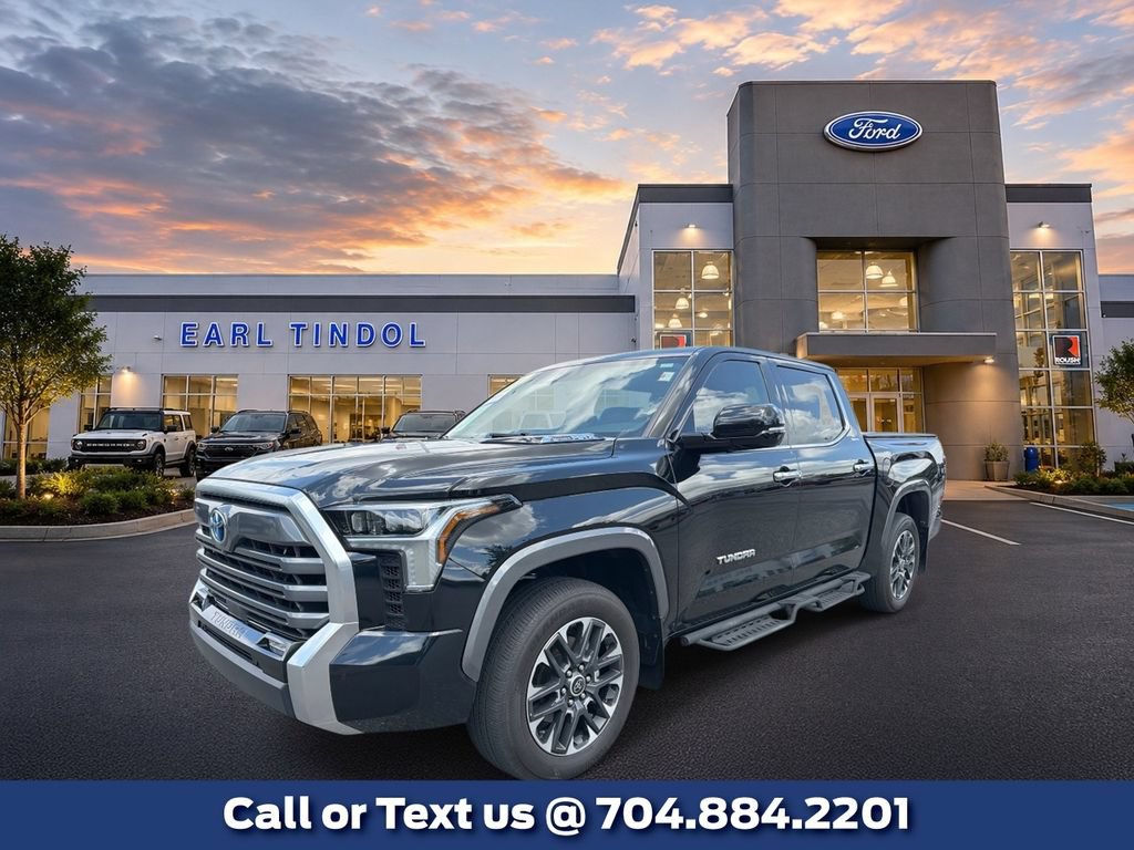 Used 2024 Toyota Tundra Limited AWD/4WD image 1