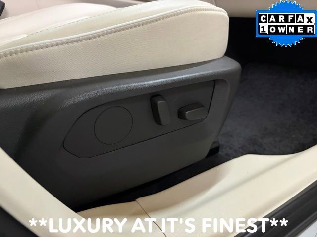 Used 2023 Buick Envision Avenir AWD/4WD image 36