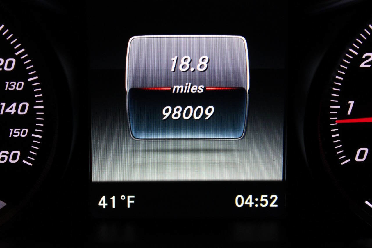 Used 2017 Mercedes-Benz GLC 300 4MATIC image 42