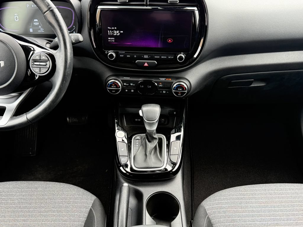 Used 2023 Kia Soul EX FWD image 23