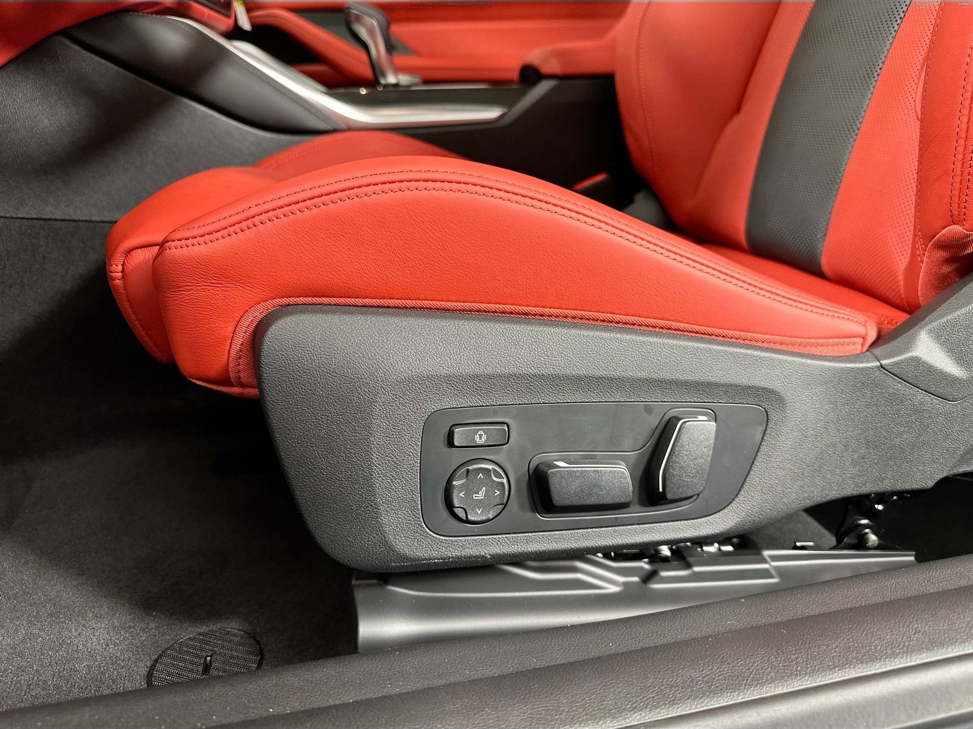 Used 2025 BMW M4 xDrive Competition image 13