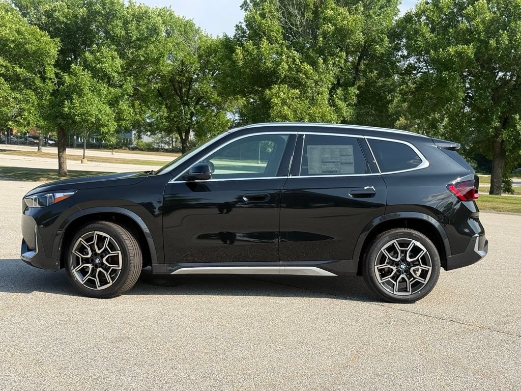 New 2026 BMW X1 xDrive28i w/ Technology Package AWD/4WD image 3