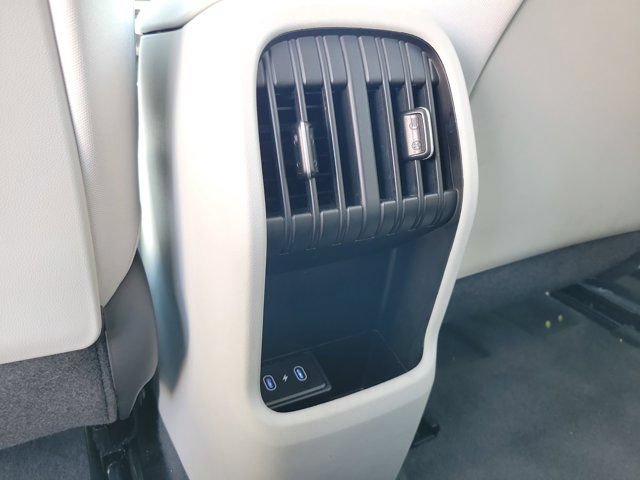 Certified 2024 Hyundai Kona Electric SEL FWD image 9