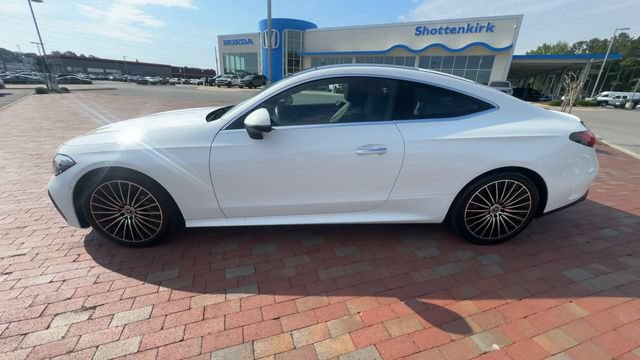 Used 2025 Mercedes-Benz CLE 450 4MATIC Coupe w/ Driver Assistance Package image 7