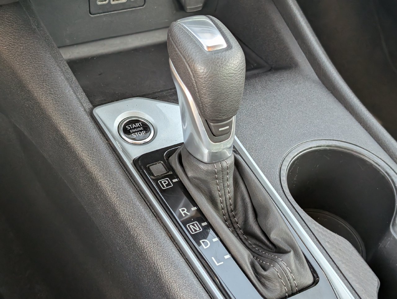 Used 2025 Nissan Altima 2.5 SV AWD/4WD image 20