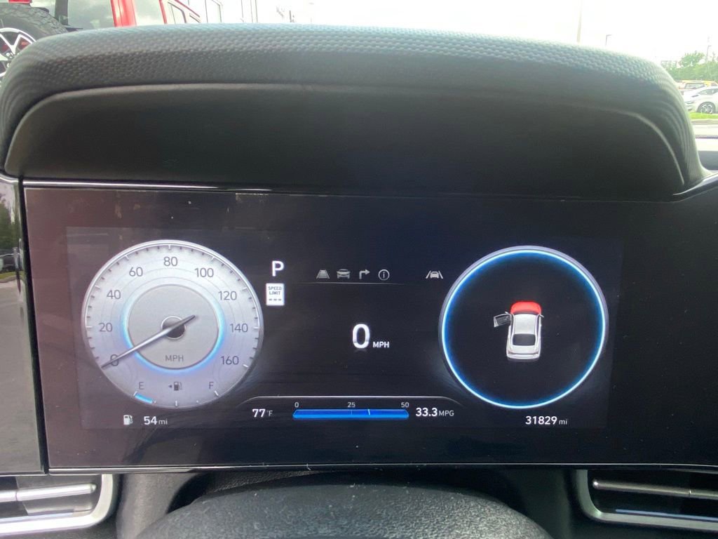 Used 2025 Hyundai Elantra SEL FWD image 18