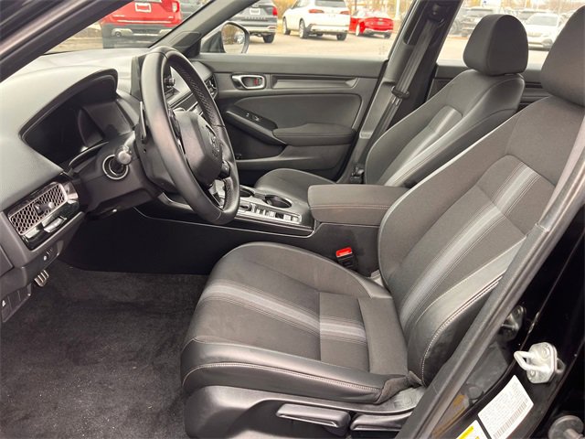 Used 2025 Honda Civic Sport image 13