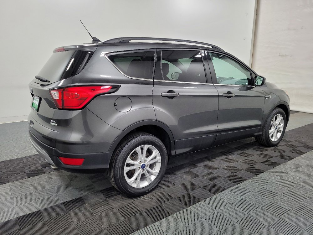 Used 2019 Ford Escape SEL FWD image 10