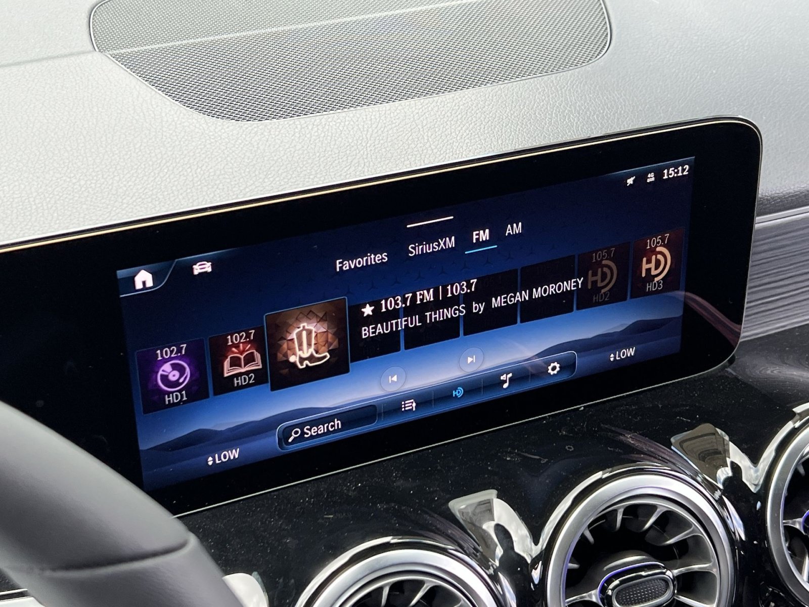 New 2026 Mercedes-Benz GLB 250 4MATIC image 23