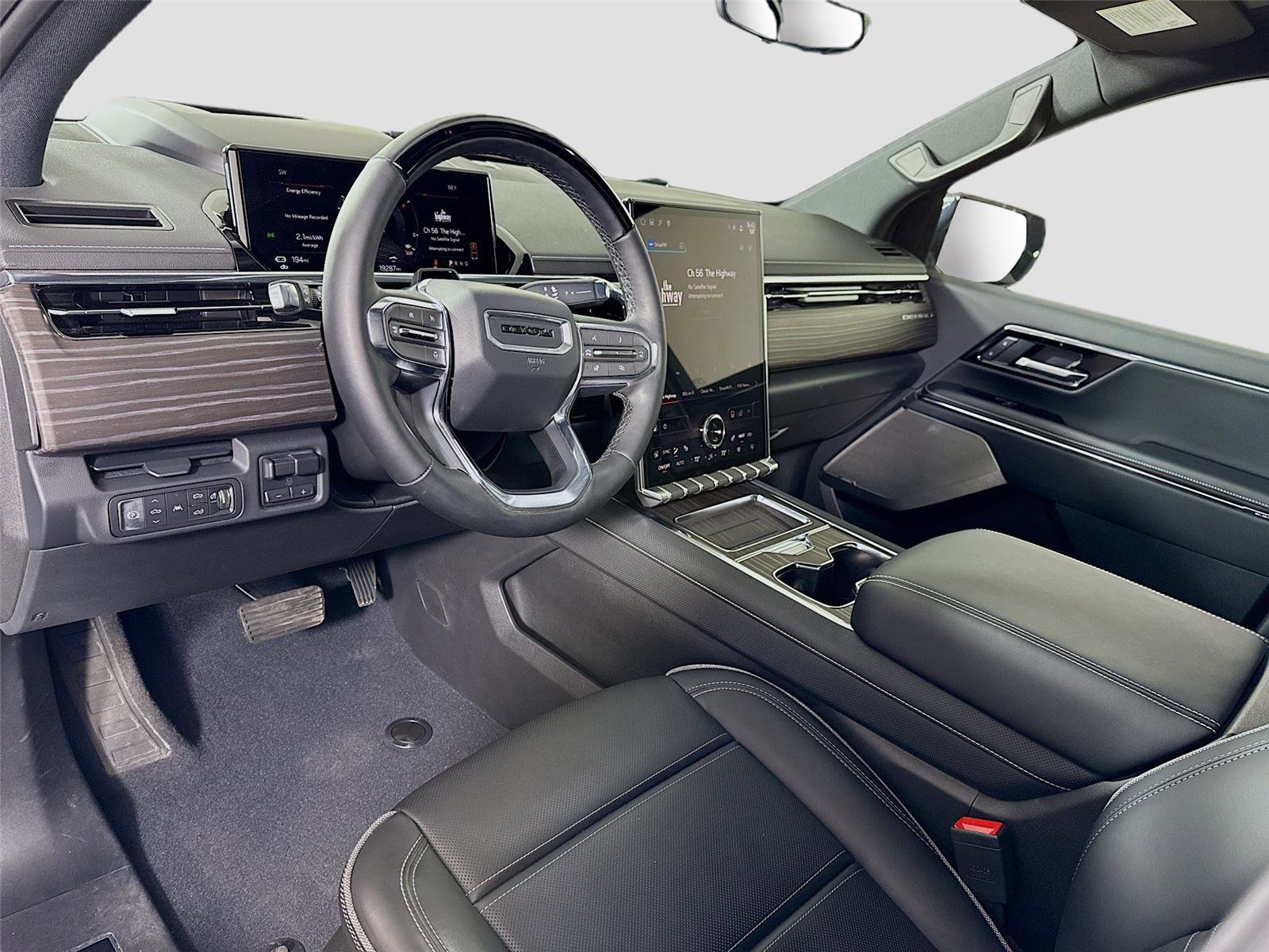 Used 2025 GMC Sierra EV Denali image 3