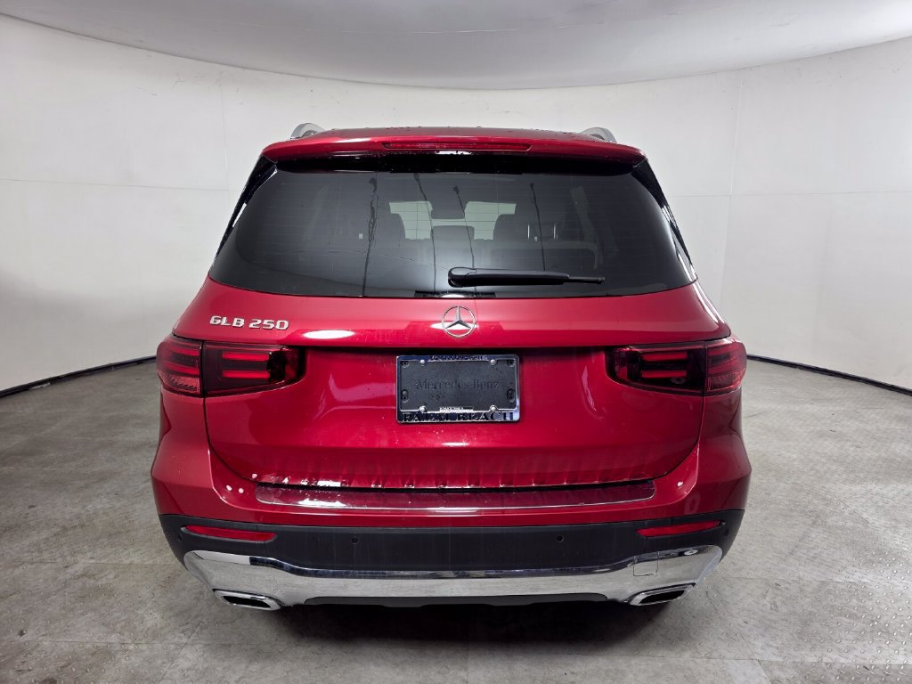 New 2026 Mercedes-Benz GLB 250 image 5