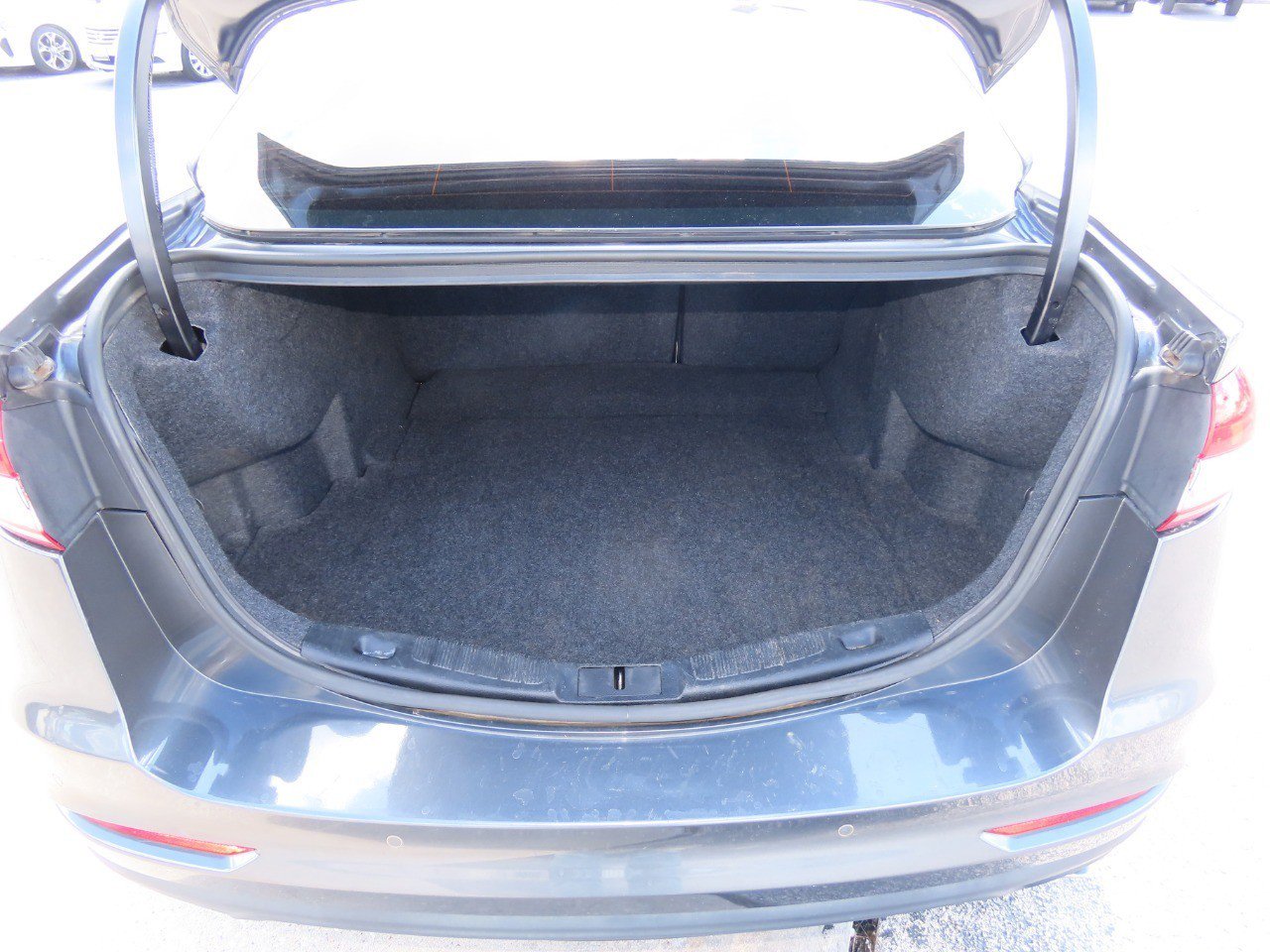 Used 2020 Ford Fusion SE image 14