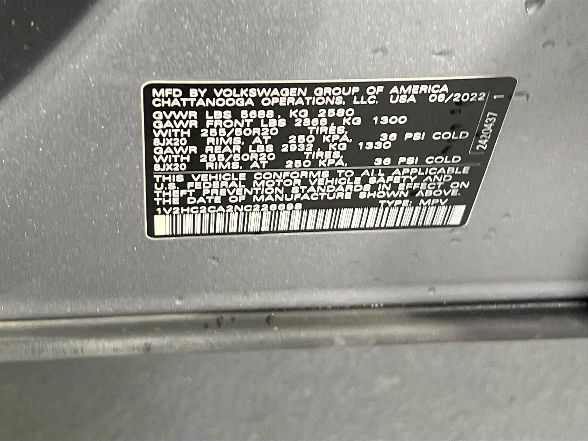 Used 2022 Volkswagen Atlas Cross Sport SE image 30