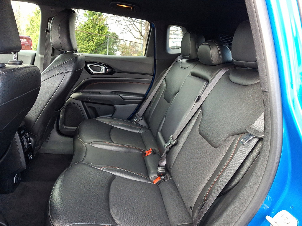 Used 2024 Jeep Compass Trailhawk image 20