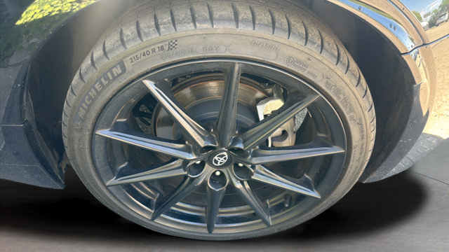 Used 2024 Toyota GR86 Premium RWD image 30