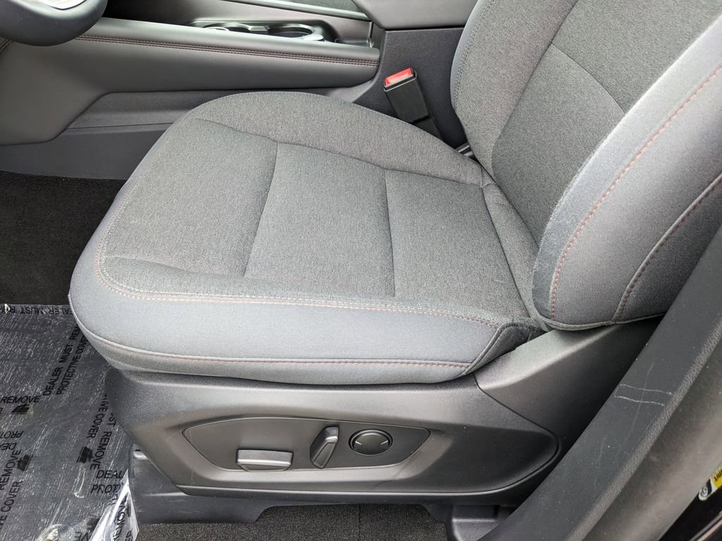 Used 2025 Ford Explorer Active image 22