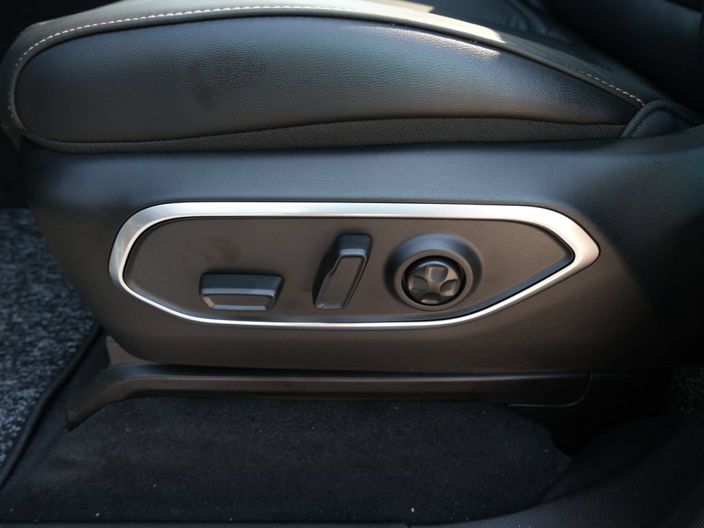 New 2026 Jeep Grand Wagoneer 4WD image 27
