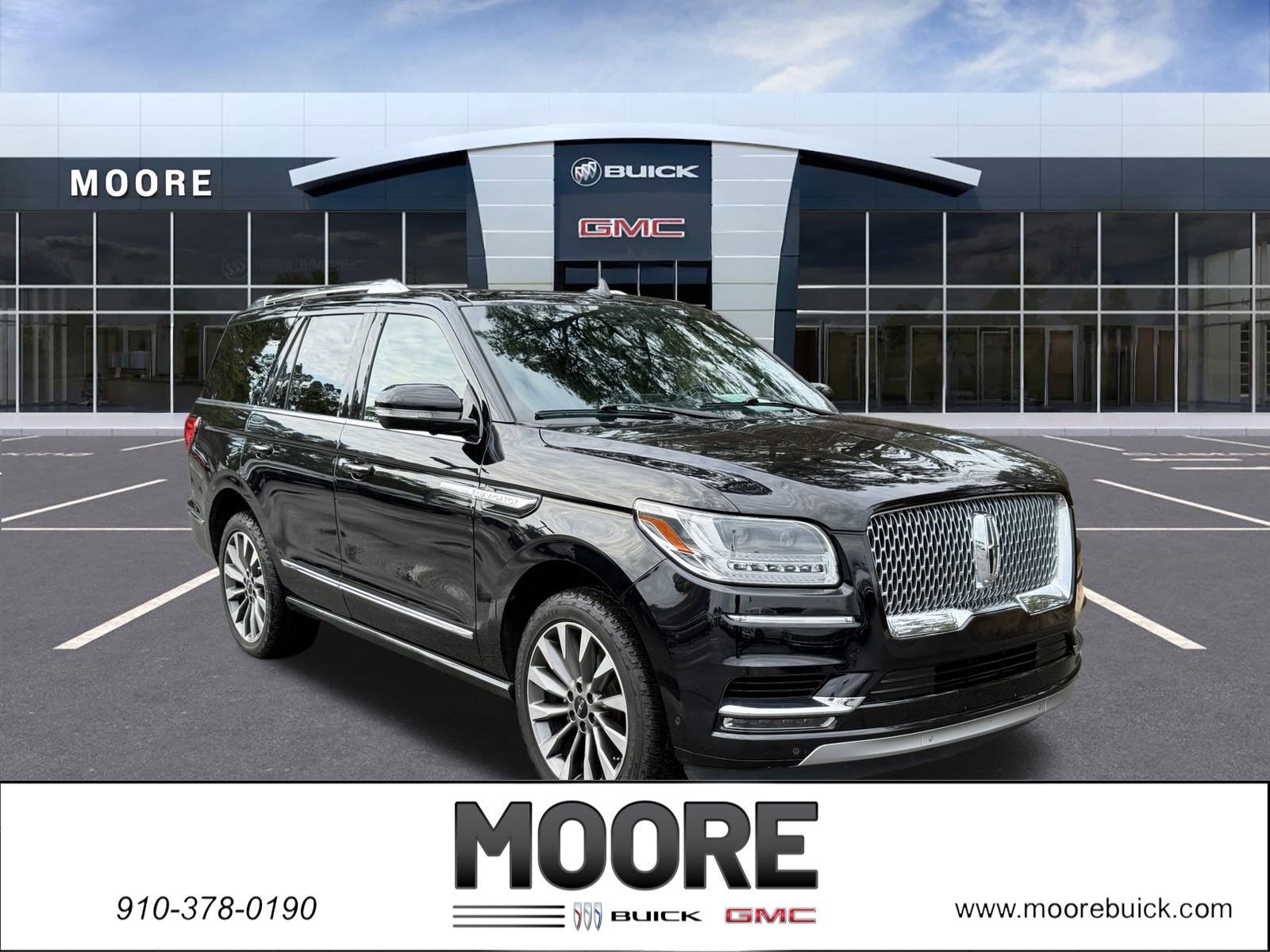 Used 2021 Lincoln Navigator Reserve image 1