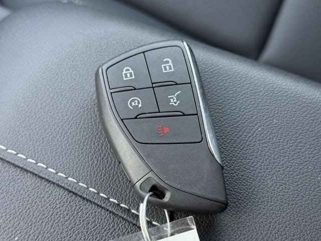 Used 2026 Chevrolet Traverse LT AWD/4WD image 34