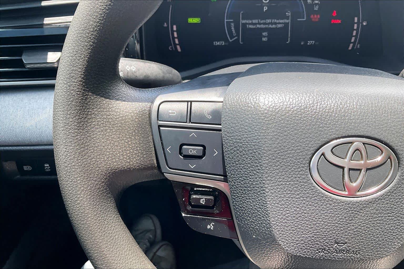 Used 2025 Toyota Camry LE w/ Convenience Package FWD image 22