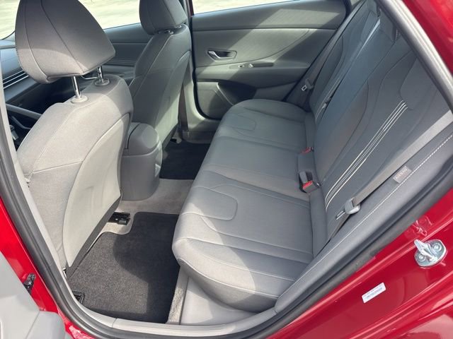 Certified 2025 Hyundai Elantra Sport image 25
