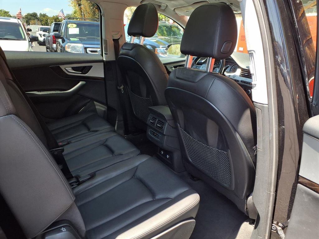 Used 2019 Audi Q7 2.0T Premium w/ Convenience Package AWD/4WD image 21