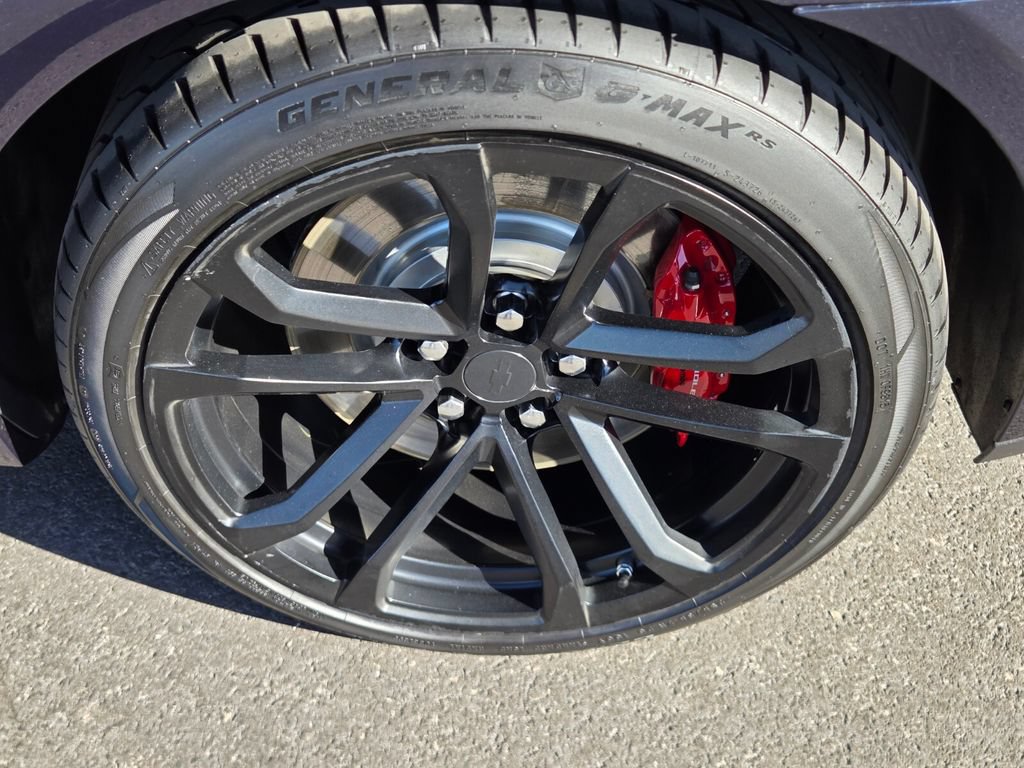 Used 2015 Chevrolet Camaro SS w/ SS Performance Package RWD image 5