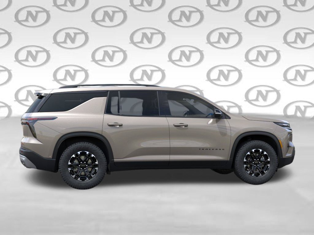 New 2027 Chevrolet Traverse Z71 w/ Enhanced Driving Package AWD/4WD image 36