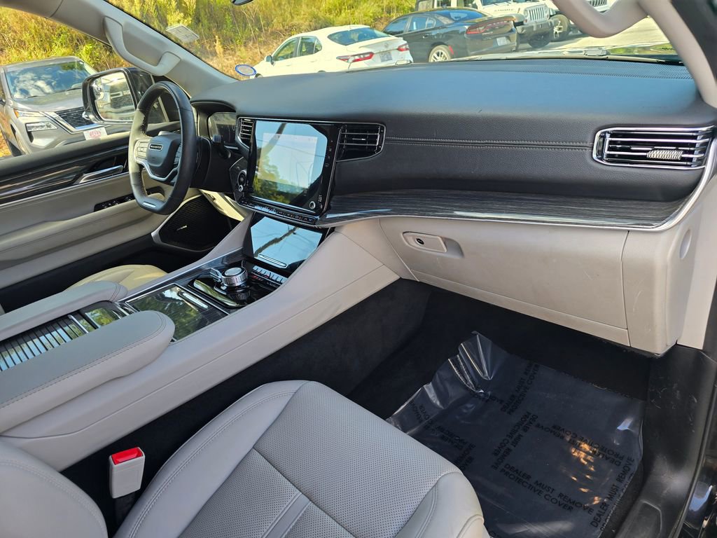 Used 2022 Jeep Wagoneer Series II image 29