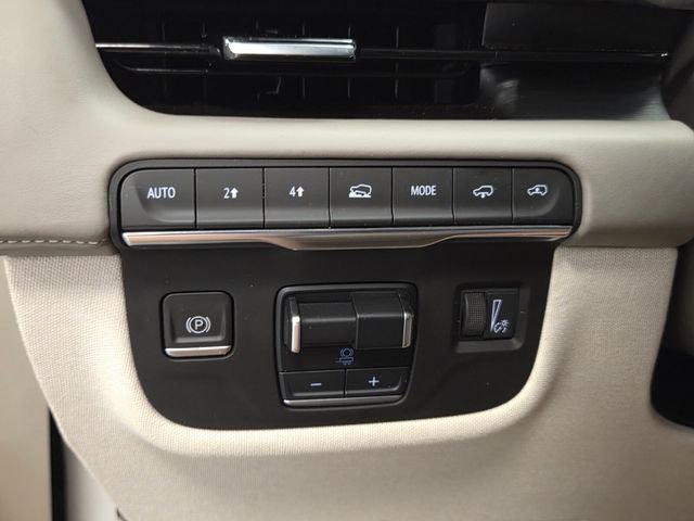 Used 2023 Cadillac Escalade ESV Sport Platinum w/ LPO, ONYX Package image 23