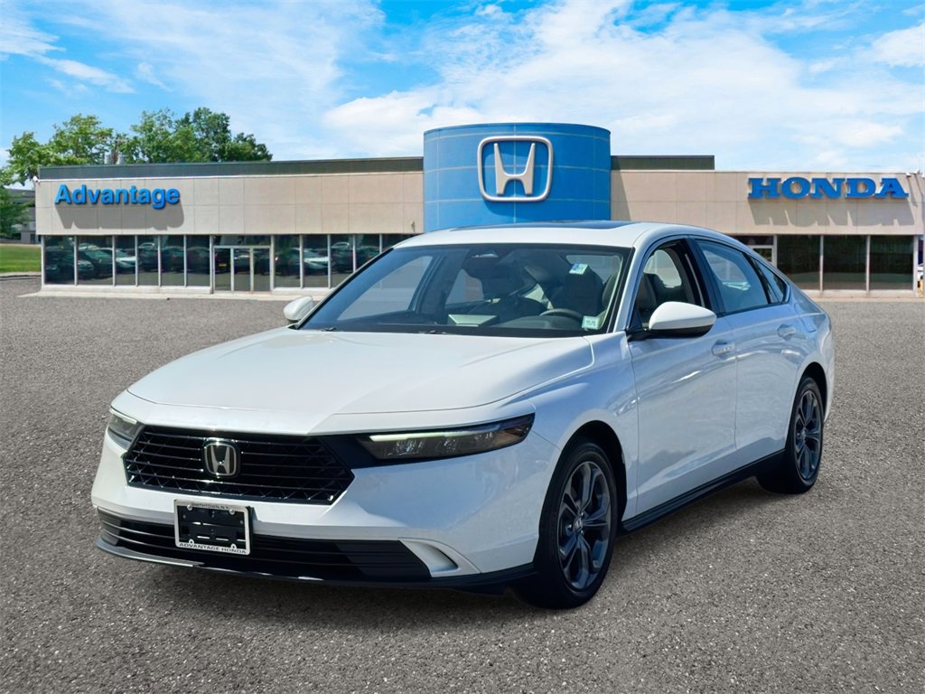 Certified 2023 Honda Accord EX image 2