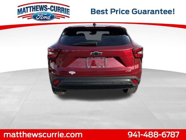 Used 2025 Chevrolet Trax RS w/ Sunroof Package image 5